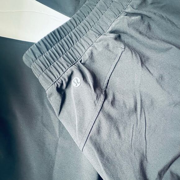 Lululemon Swift Mid-Rise Wide-Leg Pant - 10 - Picture 10 of 10